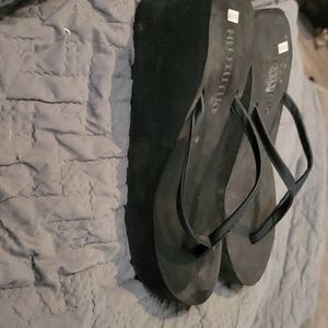 Wedge flip flops